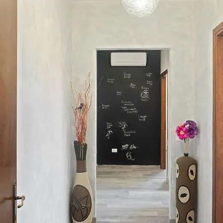 Da Sauro شقة روسولينا